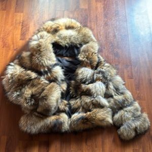 Raccoon fur jacket, this jacket, hood and pockets, Size Small
